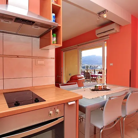 Obala 2 - 2 Apartament *